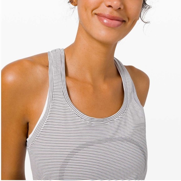 Lululemon Swiftly Racerback 2.0 - Picture 4 of 10